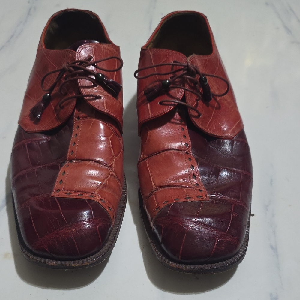 Men's Two-Tone Leather Dress Shoes
